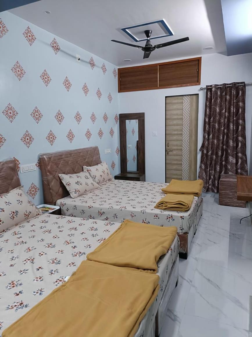 Atithi Home Stay Garudeshwar Eksteriør billede