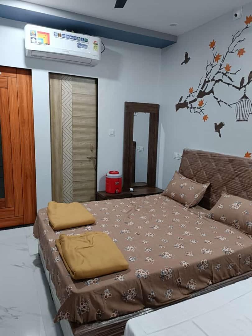 Atithi Home Stay Garudeshwar Eksteriør billede