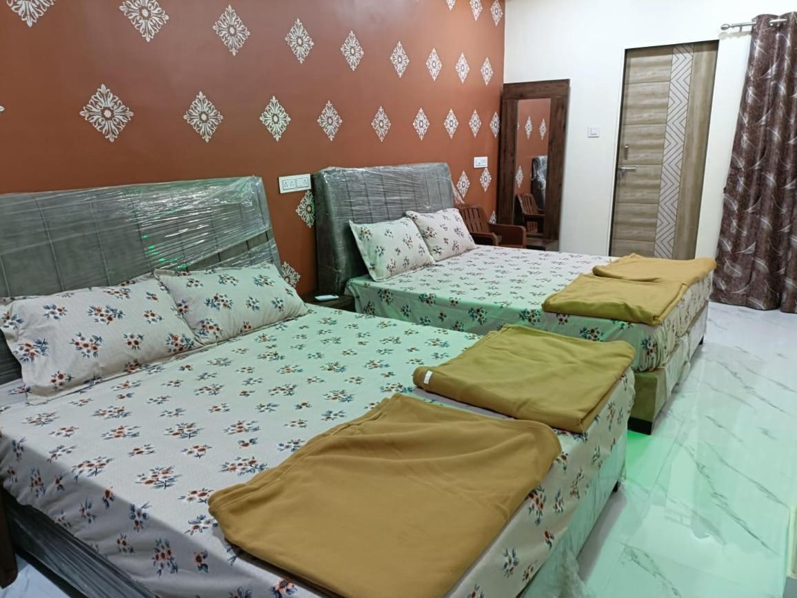 Atithi Home Stay Garudeshwar Eksteriør billede